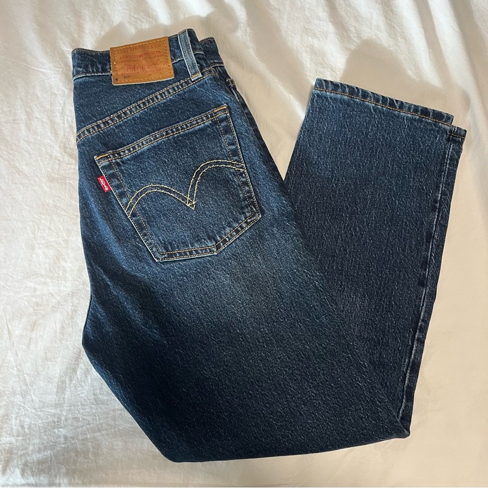 Dark Wash Levi’s Premium 501 Cropped